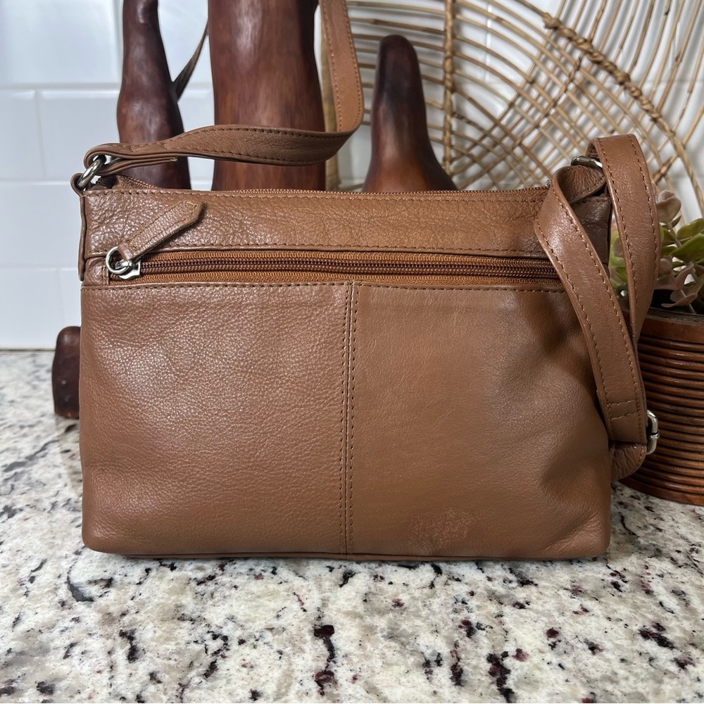 Great American Leatherworks Crossbody - Picture 4 of 12